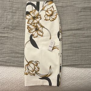 Brand new - pencil skirt- White House black market